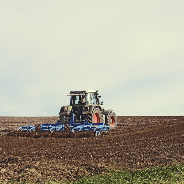 trator plantação